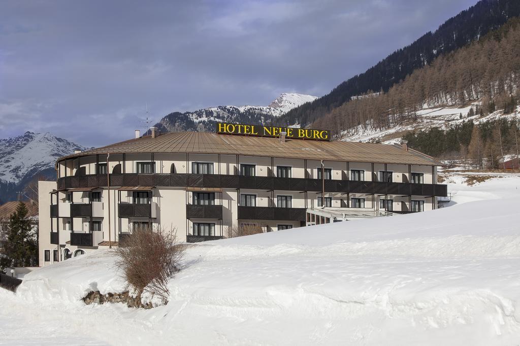 Hotel Neue Burg Наудерс Екстер'єр фото